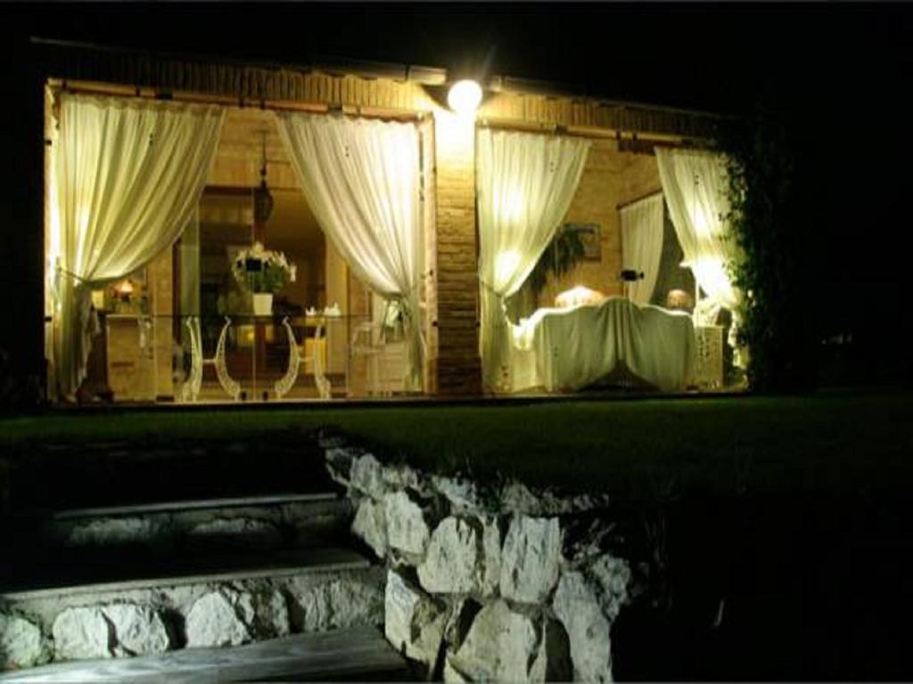 Villarondanella Фермо Экстерьер фото