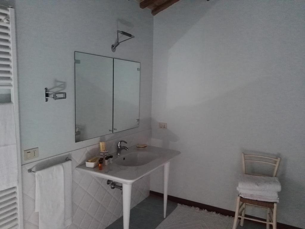 Villarondanella Фермо Экстерьер фото